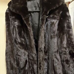 BLACKGLAMA fur mink coat (genuine) - Size S